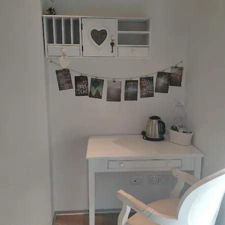 Konukevi Albero Della 4*